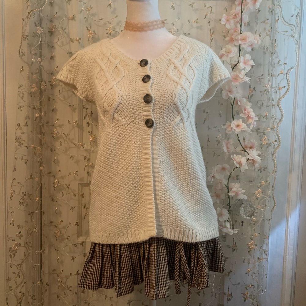 aeropostale cream knit cardigan w/ buttons size M